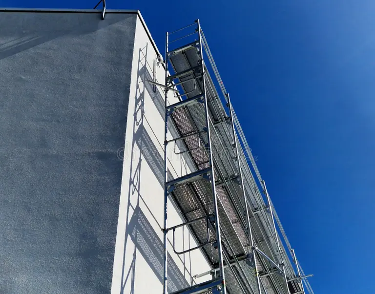 Boom Lift Painting